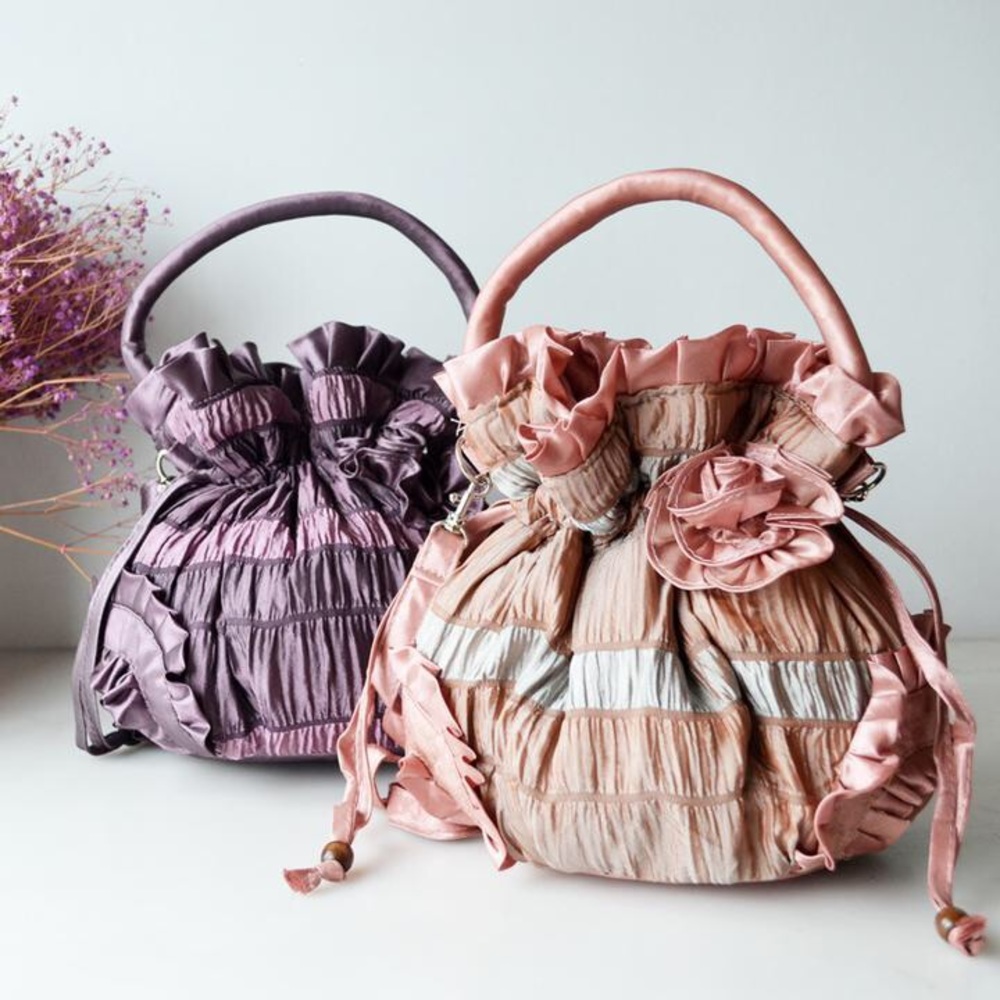 Small cloth bag/purse in Pink NWT - Picture 2 of 2